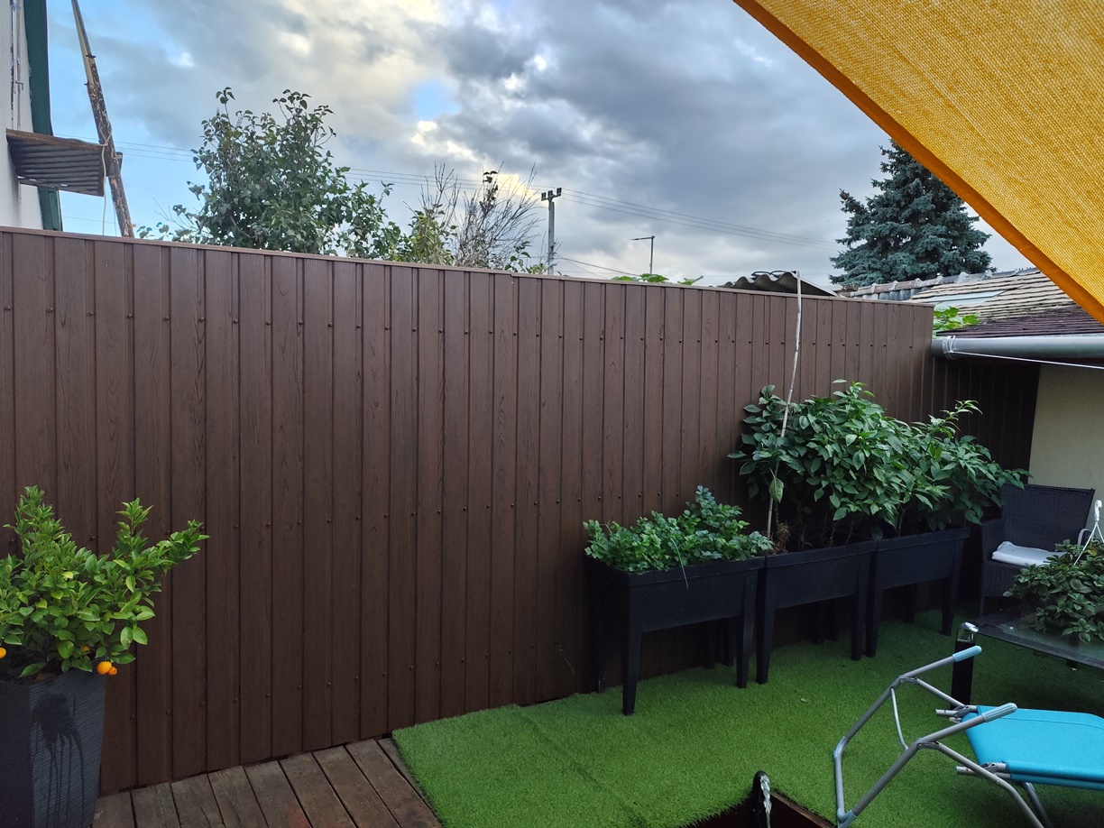 Famintás trapézlemez